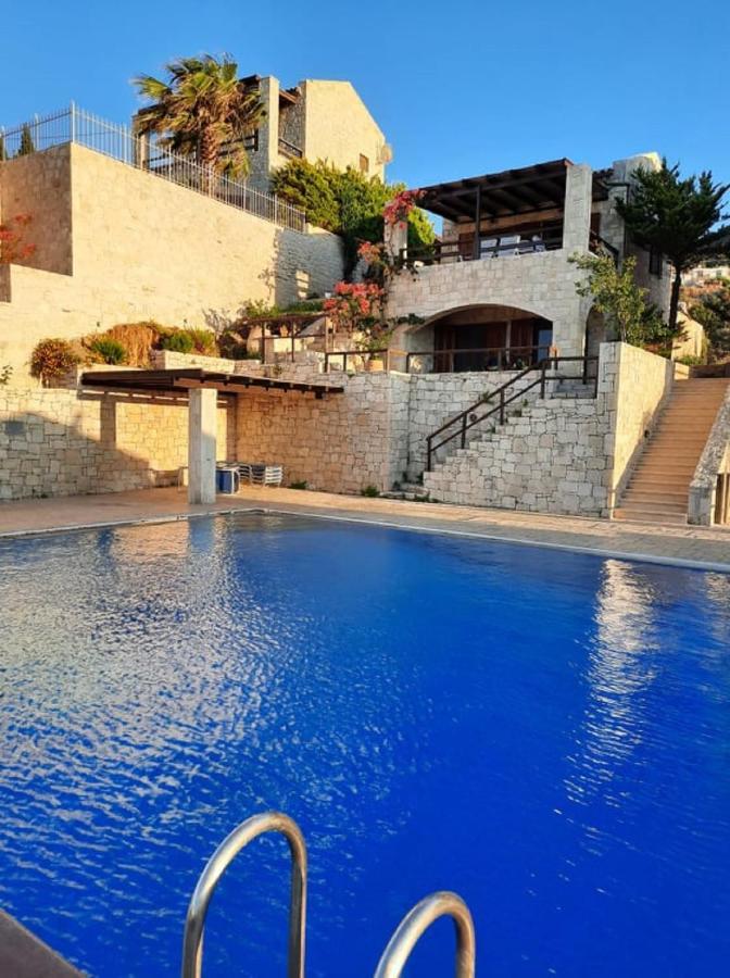 Rafaello Luxury Villa 阿齐亚·佩拉加 外观 照片