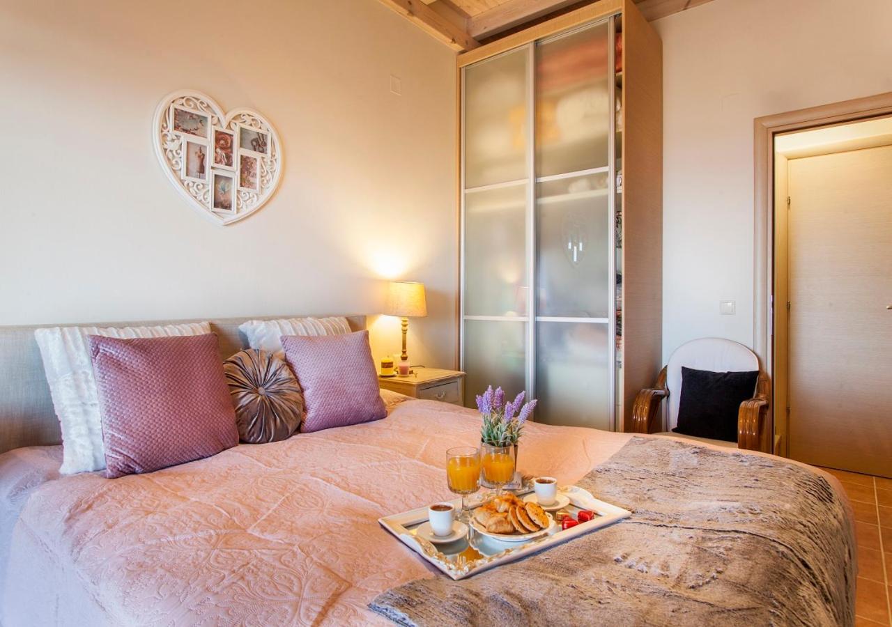 Rafaello Luxury Villa 阿齐亚·佩拉加 外观 照片